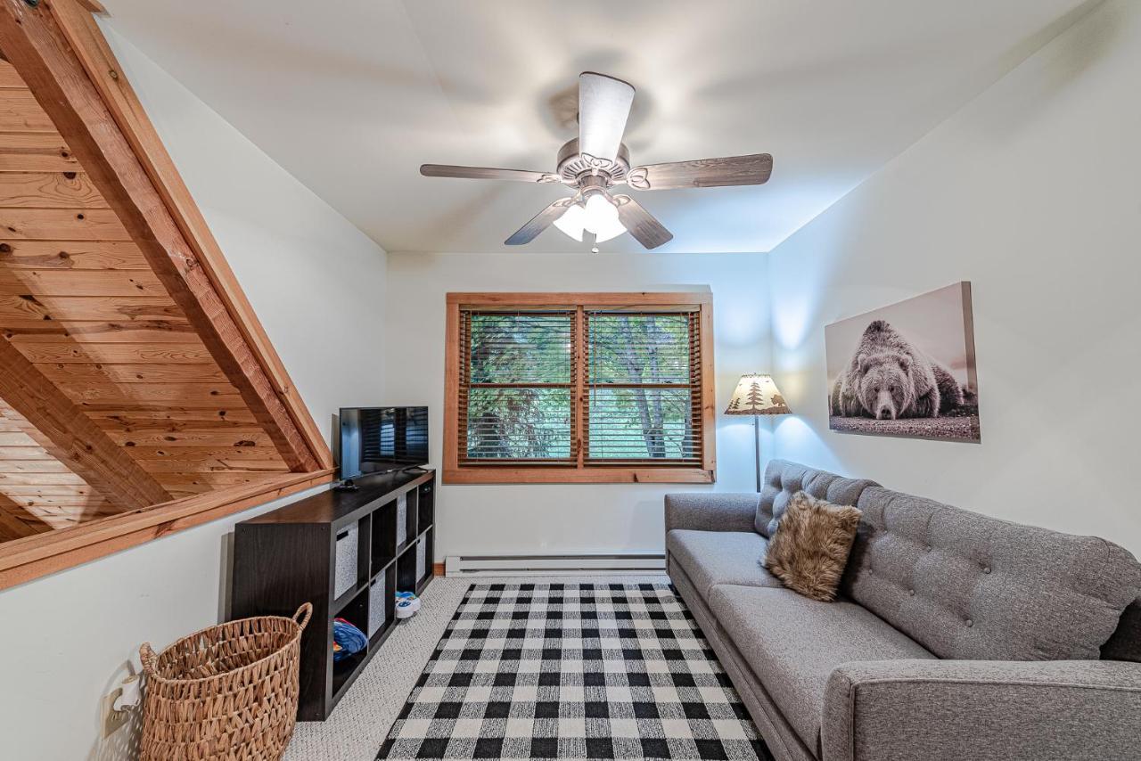 Bear Pause 3 Br/3ba Amazing View Of The Holiday home *